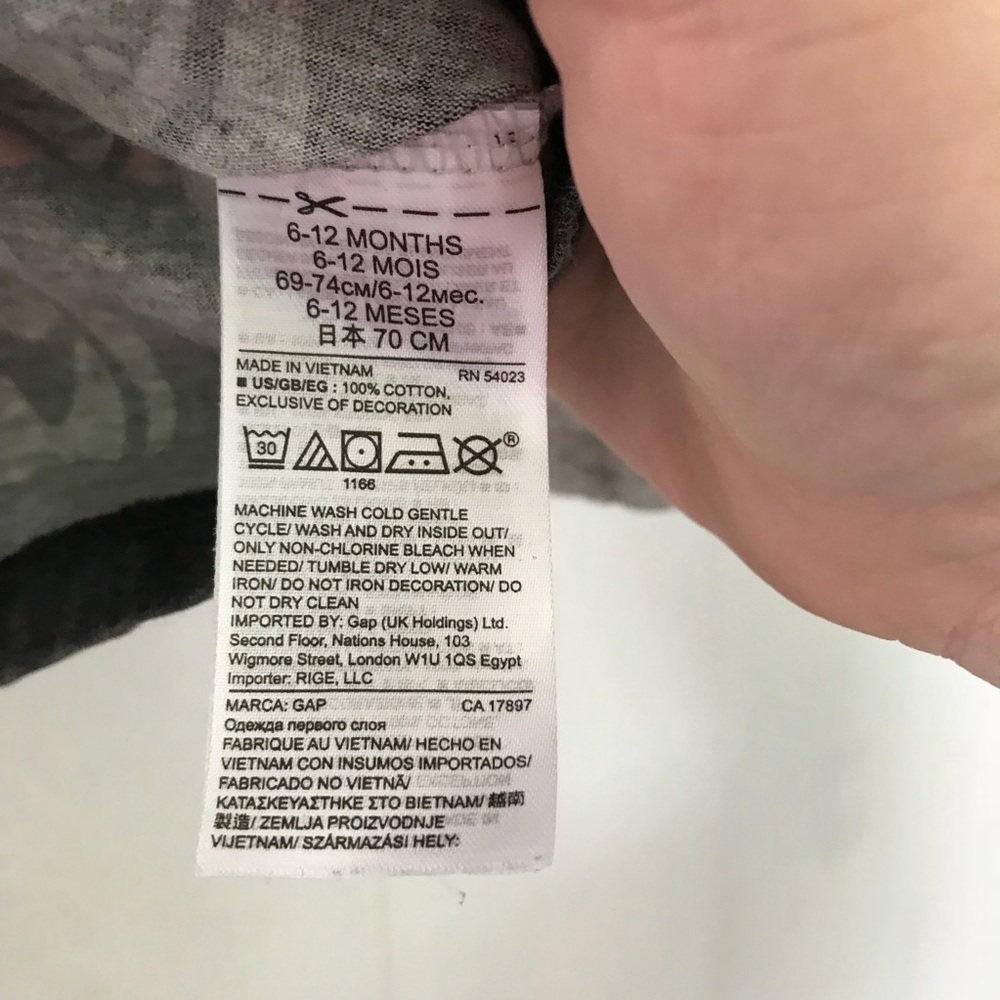 Gap | Cats with Stars Graphic Print Top - Picture 4 of 4